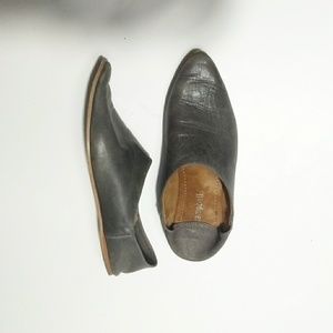 Jeffrey Campbell pointy toe flats mules size 37 7